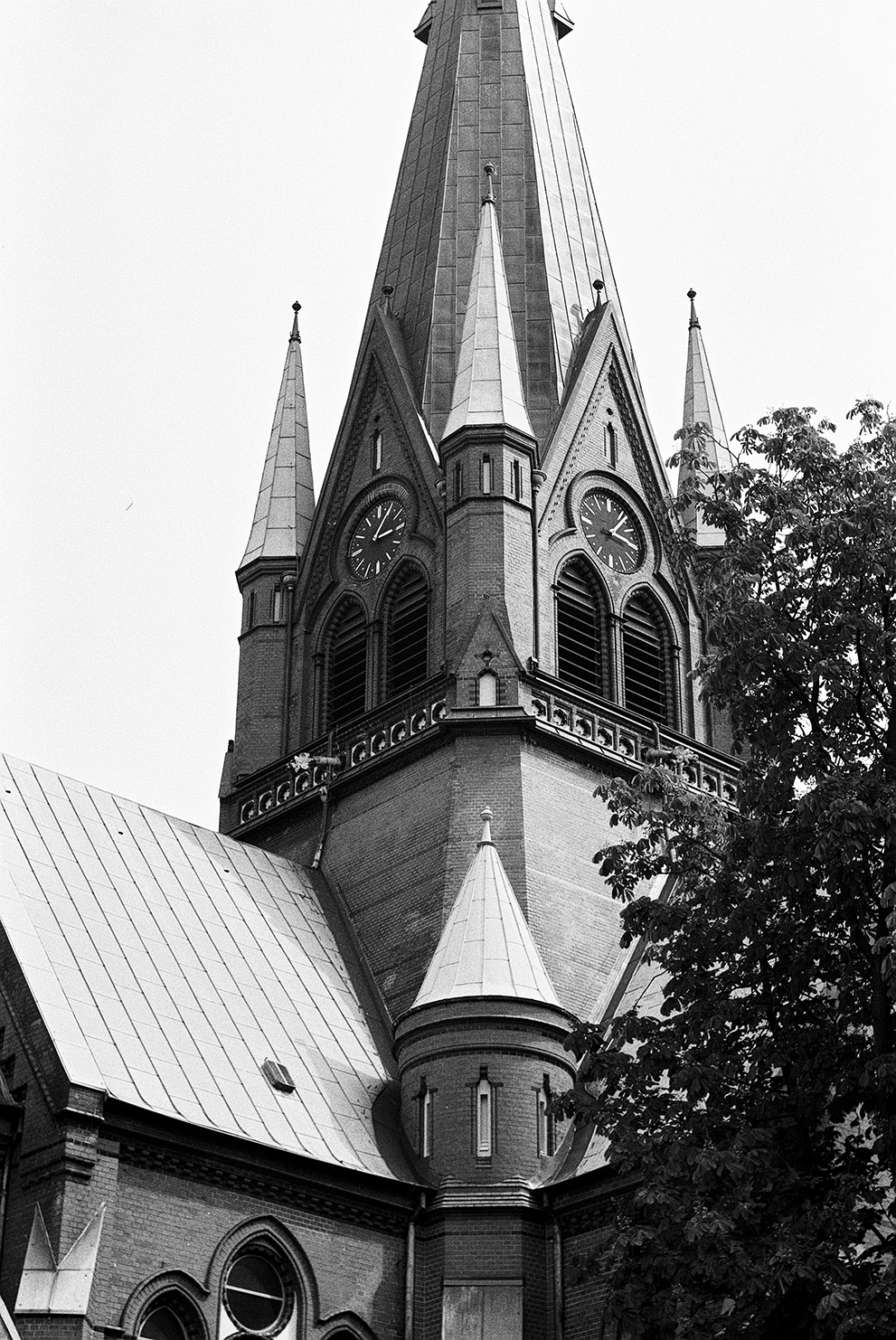 The tower of the Kreuzkirche in Hamburg-Ottensen. Shot in Ilford Delta 100